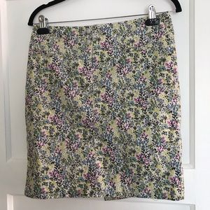 Floral mini skirt